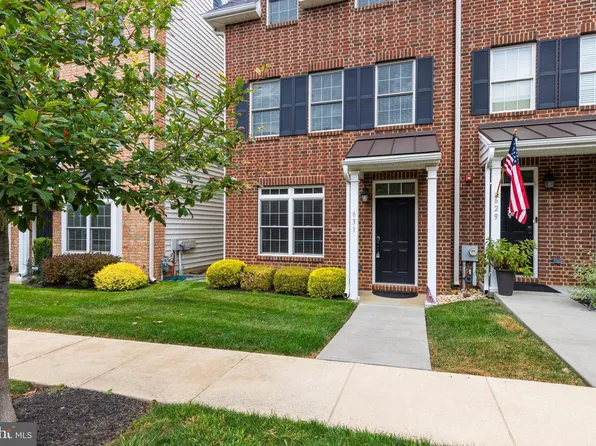 631 W Magnolia Ct, Kennett Square, PA 19348