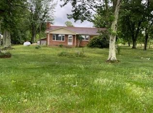 3065 Grandaddy Rd, Lawrenceburg, TN 38464