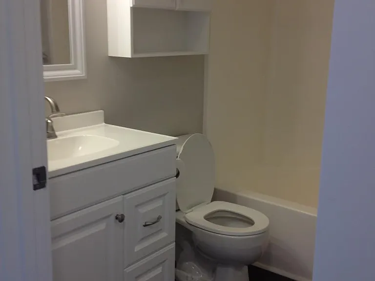 930 Wealthy St SE #4 — Photo 6