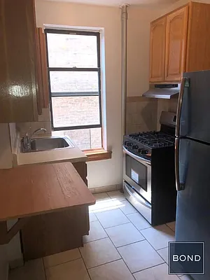 Rented by Bond New York | media 4