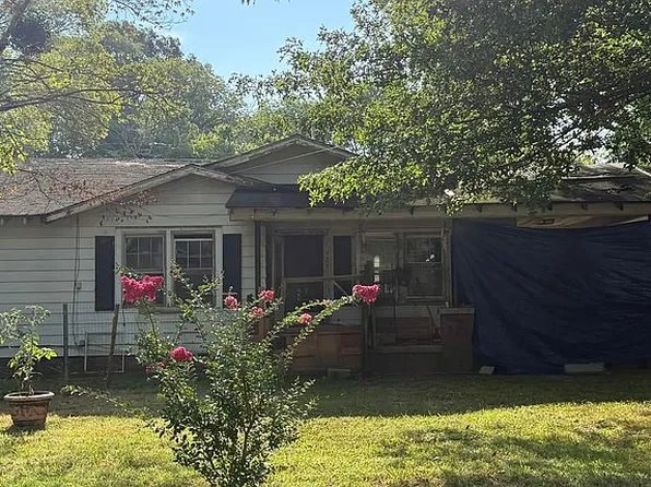 124 N Magnolia St, Adamsville, TN 38310