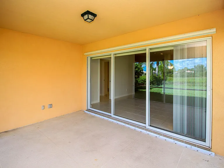 10882 SW Dardanelle Dr — Photo 32