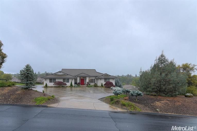1st image of 10712 Rolling Oaks Ct