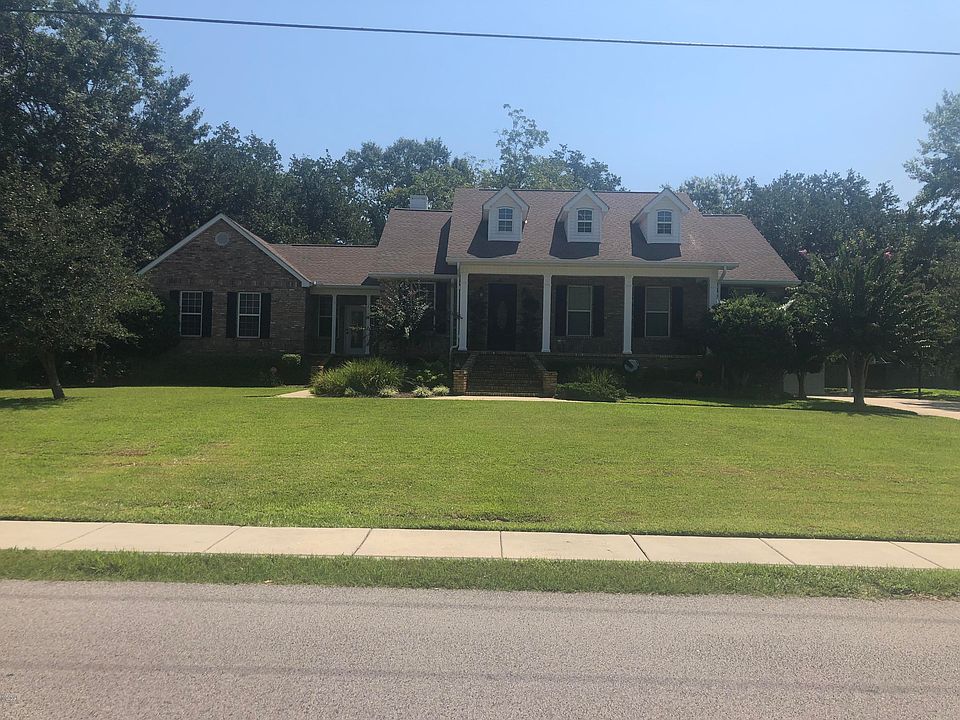 1st image of 1206 11th St