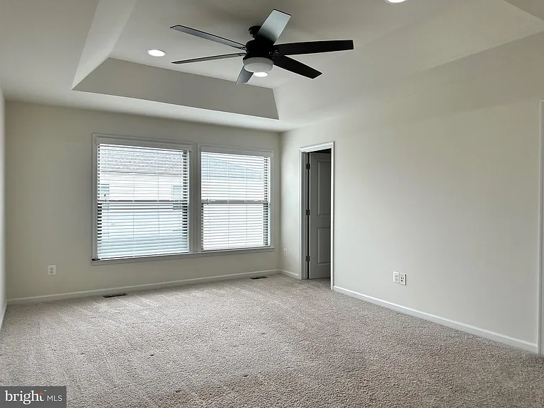 23451 Epperson Sq — Photo 25