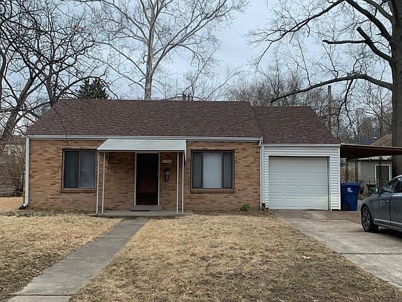 2nd image of 958 Sanders Dr
