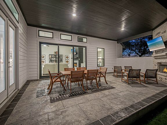 2nd image of 100 Grace Ave #Jpvftn
