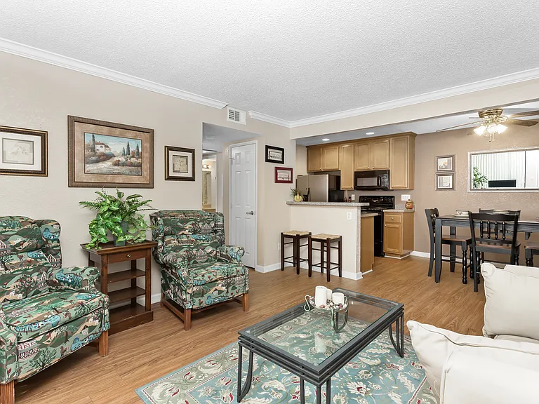 Quailpointe Apartments — Photo 29