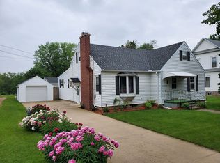 504 Clark Ave, Creighton, NE 68729