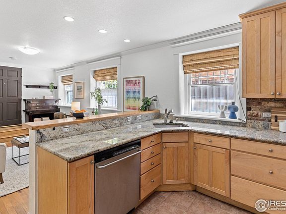 5th image of 2708 E 14th Ave #F