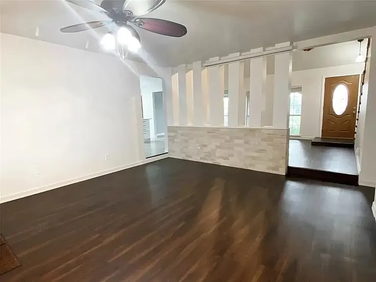 1316 Dunbarton Dr — Photo 21