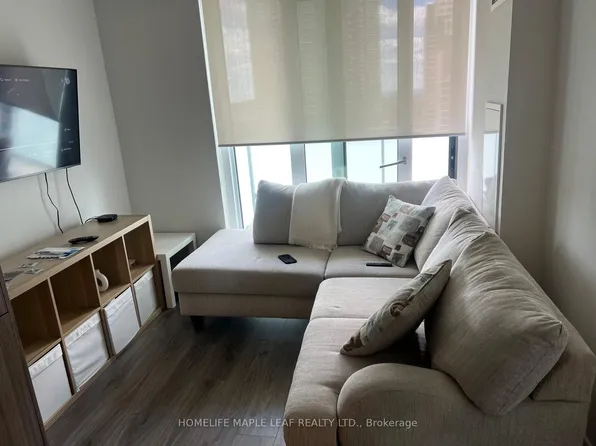 4130 Parkside Village Dr, Mississauga, ON