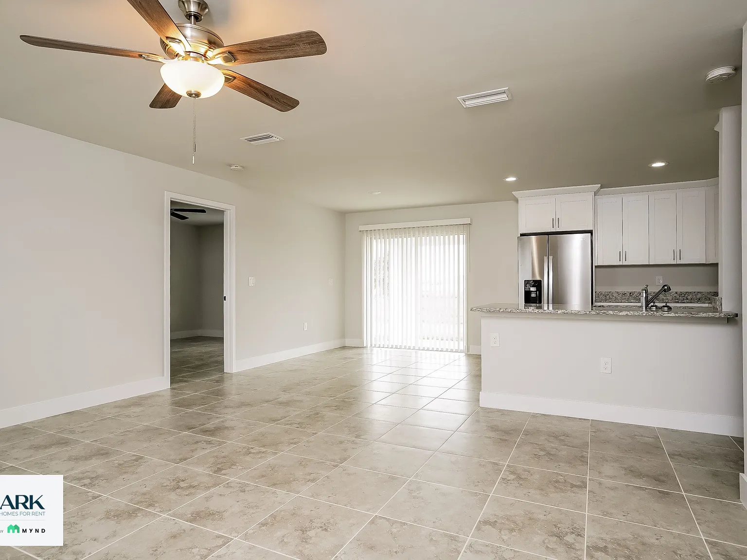 3 bed, 2.0 bath, 1320 sqft, $1,999 — Photo 4