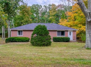 114 Southbridge Rd, Dudley, MA 01571