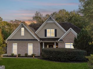 729 Larry Ln, Winder, GA 30680