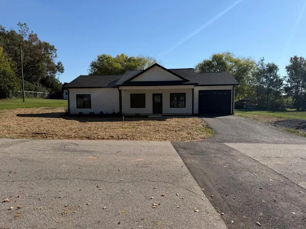 308 Clover Ln, Danville, VA 24540