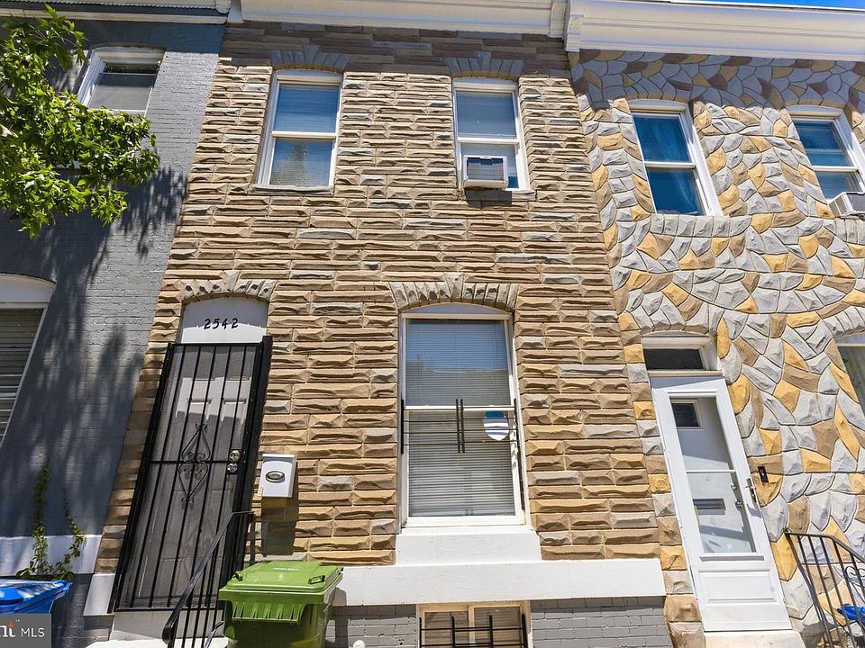 1st image of 2542 W Fayette St