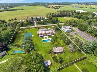 653 Scuttle Hole Rd, Water Mill, NY 11976