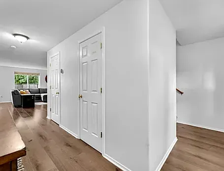 16424 NE 45th St — Photo 5