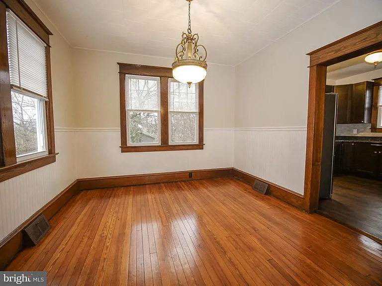 332 Crown Point Rd — Photo 14