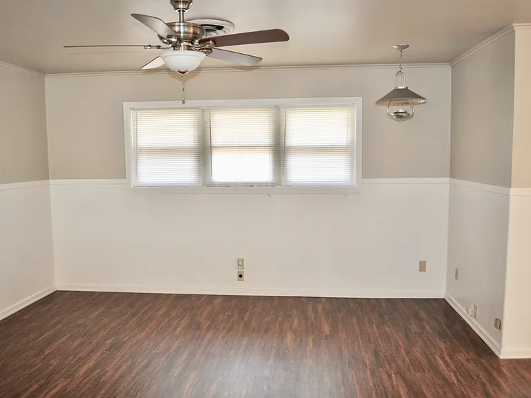 1434 W Water St — Photo 7