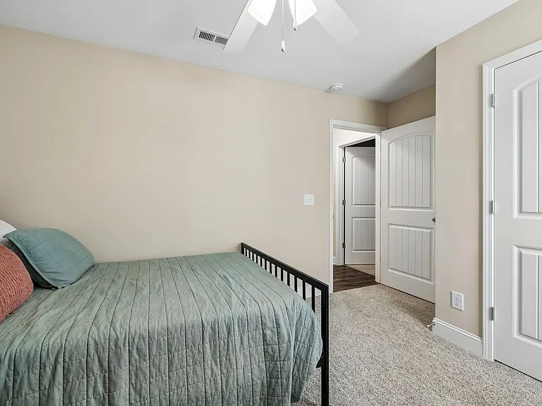 1151 Eagles Bluff Dr — Photo 22