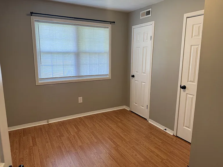 7217 New Glendale Rd — Photo 6