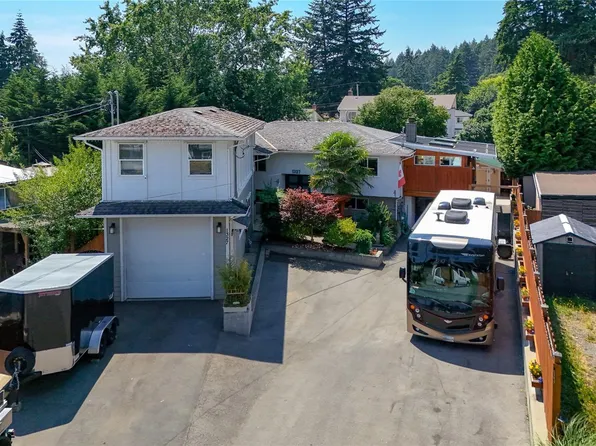 1327 Justine Pl, Langford, BC V9B 4J1