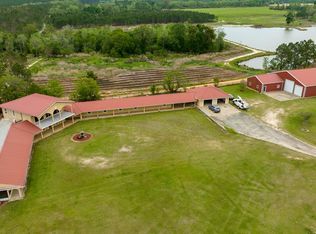 709 Ewing Farm Rd, Ashburn, GA 31714