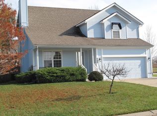 649 SE Jonathon Ave, Lees Summit, MO 64063