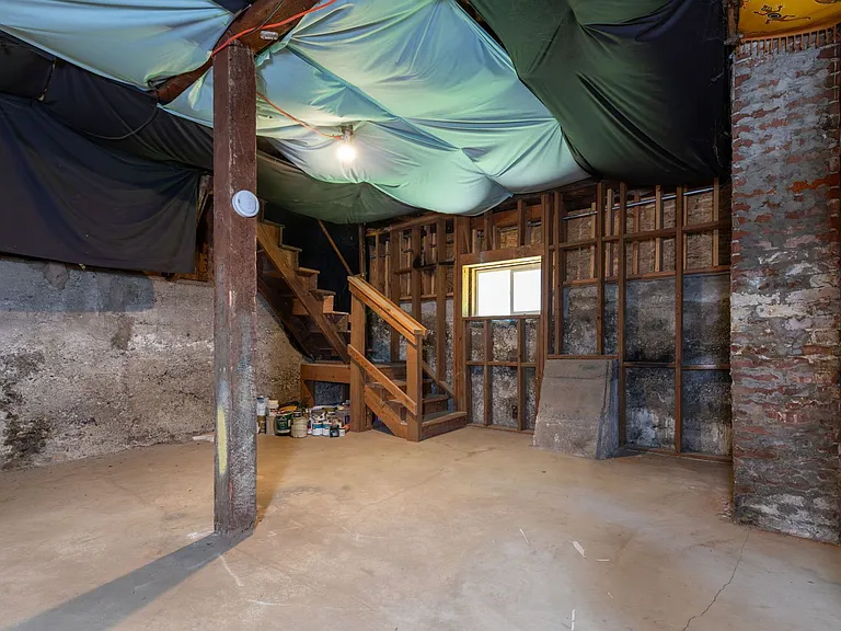 2708 SE Clinton St — Photo 41