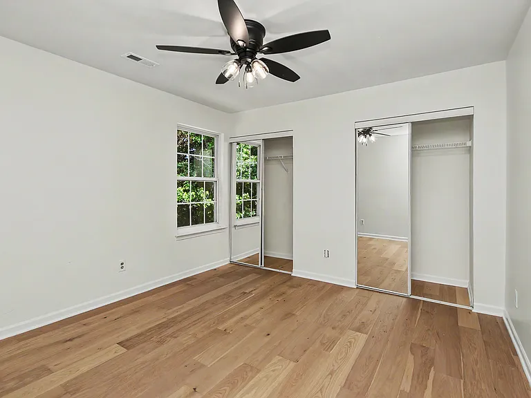 9819 Aventide Ln — Photo 33