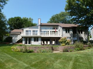 10257 S Bay Dr, Laingsburg, MI 48848