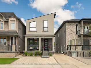 1070 Briar Hill Ave, Toronto, ON M6B 1M7