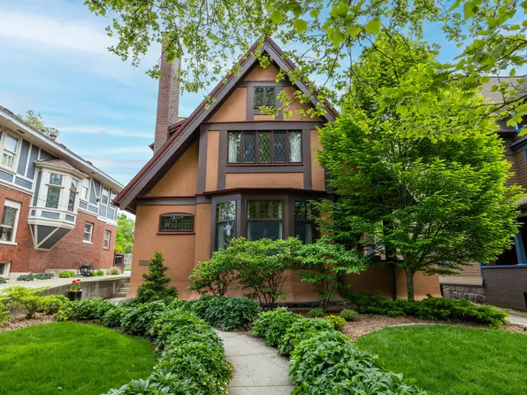 232 Morris Ave SE, Grand Rapids, MI 49503