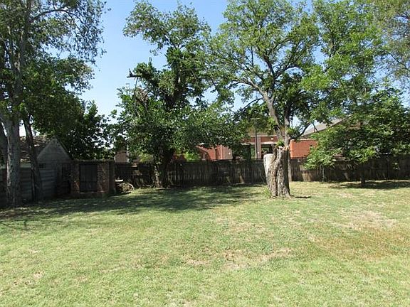 3rd image of 5709 Bertha Ln