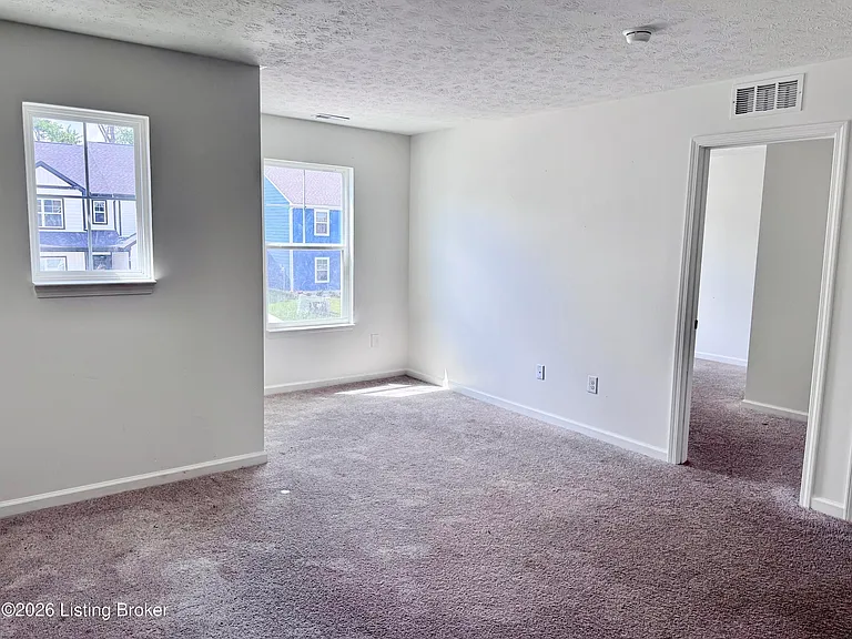 7994 1/2 Kismet Dr — Photo 5