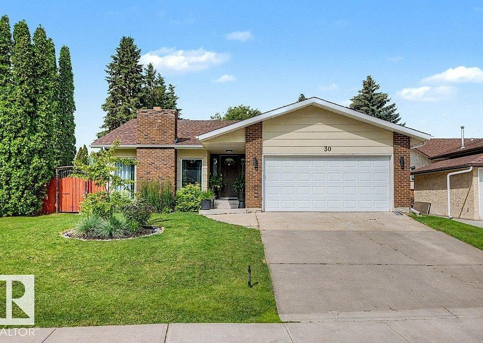 1st image of 30 Adamic Cres