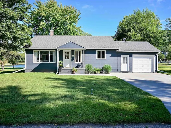 204 Michaels St, Cochrane, WI 54622