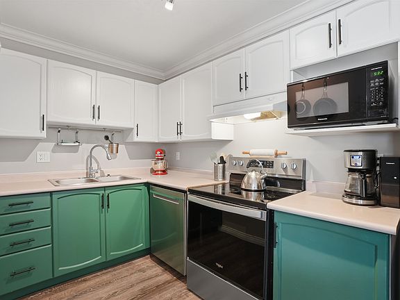 5th image of 2962 Trethewey St #418