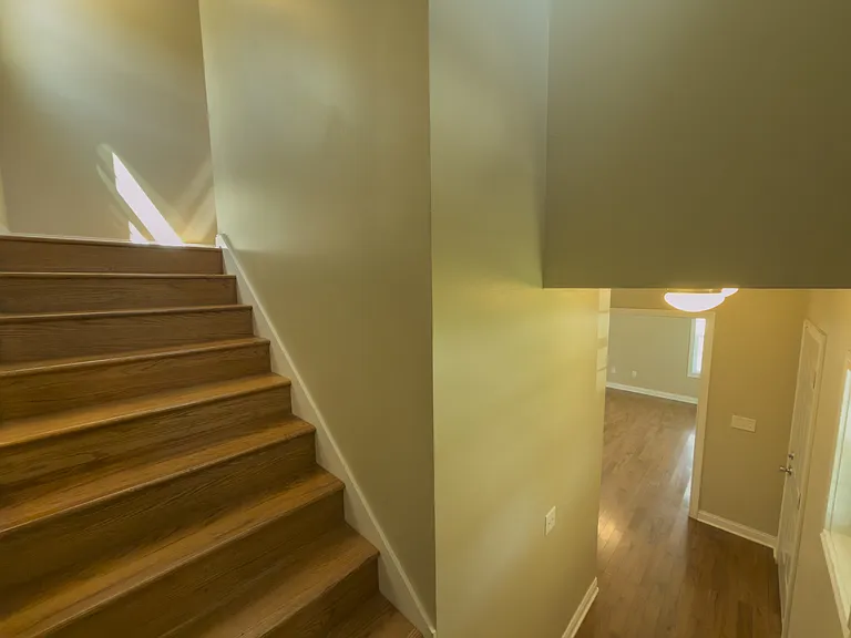 521 E 1st Streetnew — Photo 14