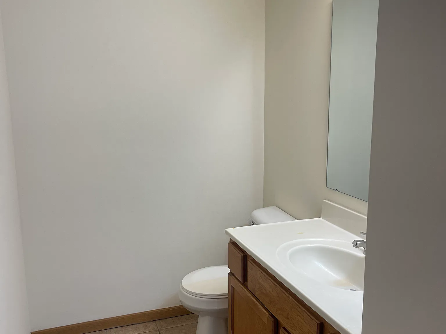 2 bed, 1.5 bath, 1332 sqft, $1,200 — Photo 4