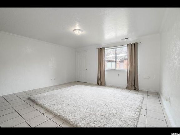 3rd image of 1498 W Lancelot Dr Unit D