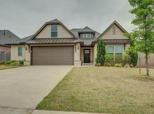 114 W 130th St S, Jenks, OK 74037