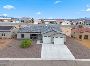 2215 E Hammer Ln, Fort Mohave, AZ 86426