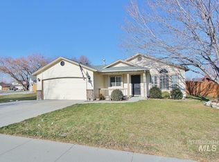 2510 W Park Stone Dr, Meridian, ID 83646