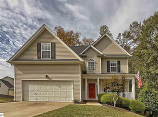 203 Coltsfoot Ct, Simpsonville, SC 29680