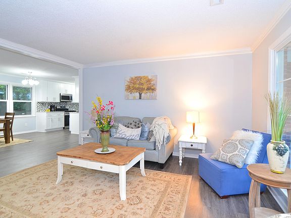 5th image of 8319 Bordeaux Ct
