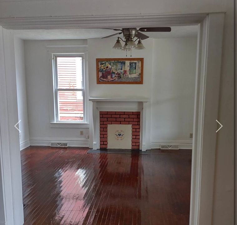 1st image of 238 E Leasure Ave