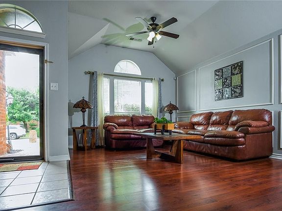 5th image of 707 Manchester Dr